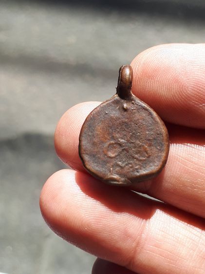 พระปิดตา หลังยันต์ใบพัด หูขวาง หลวงปู่ศุข วัดปากคลองมะขามเฒ่า จ.ชัยนาท เนื้อทองผสม มีเกล็ดกระดี่ เก่าแท้ แปลก หายาก  รูปที่ 6