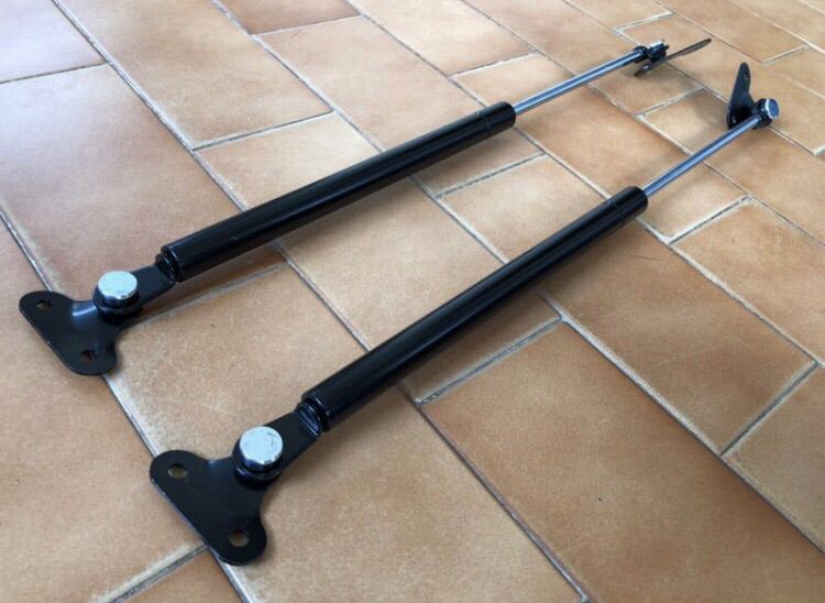 อะไหล่ โช๊คฝากระโปรง หน้า และ หลัง Toyota LandCruiser VX80 รูปที่ 5