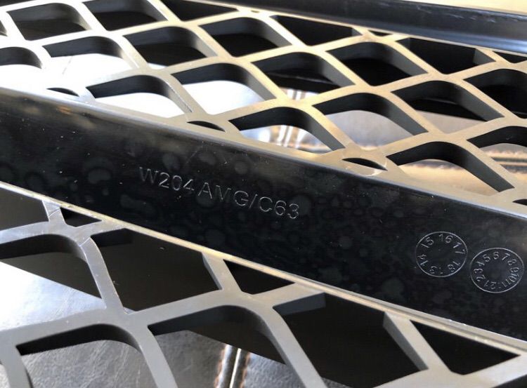 กระจังหน้า สีดำ BENZ W204 AMG กระจัง C Class C Coupe และ 4 ประตู รูปที่ 4