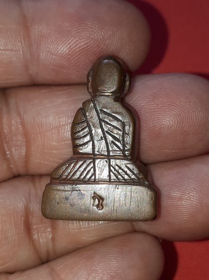 หลวงปู่ทวด วัดช้างให้ เนื้อทองผสม หลังลายเซ็นต์ และ ตอก ฉ พิมพ์ใหญ่ ปี 2505 ผิวออกสองสี เดิมๆ แห้ง เหี่ยว เป็นธรรมชาติ สภาพสวย สมบูรณ์ สภาพเ รูปที่ 5