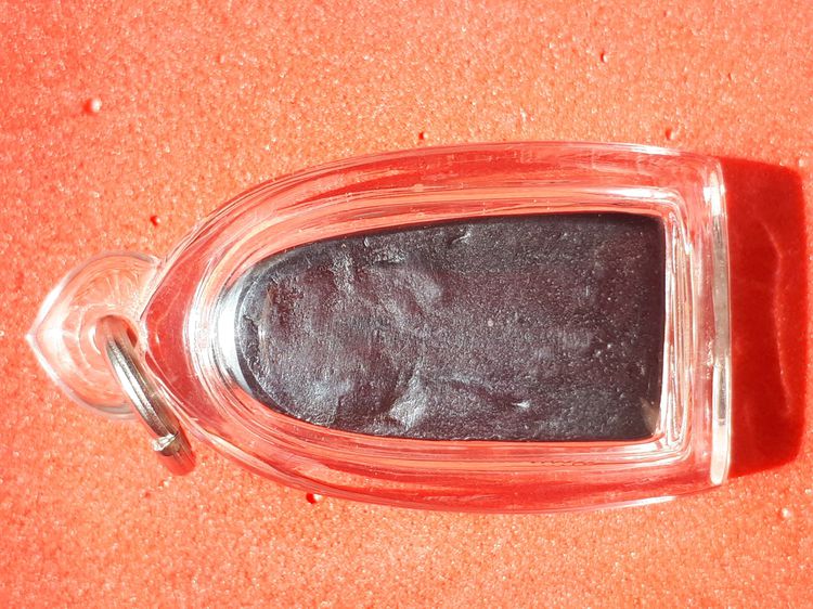 หลวงปู่ทวด หลังเตารีด ปี 2505 พิมพ์กลาง เนื้อเมฆพัตร วัดช้างให้ ปัตตานี พระถูกพิมพ์ หลังอย่างสวย พระหนา ล้ำ มีรอยแต่งตะไบข้าง และตะไบข้างตบอ รูปที่ 3