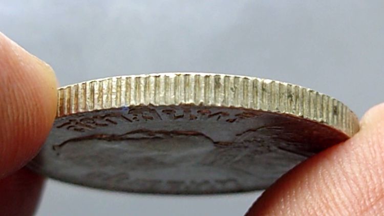 เหรียญบาทเงินพระบรมรูป-ตราไอราพต รัชการที่6 พ.ศ.2460 รูปที่ 4