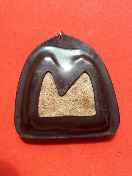 พระขุนแผน พลายคู่ เนื้อดิน เนื้อหยาบ แห้ง เหี่ยว สีออกแดงอมดำ เดิมๆ สภาพสวย สมบูรณ์ เก่า แท้ หายาก ไม่รู้กรุ พร้อมเลี่ยมเดิมเก่าๆ พุทธคุณสูง รูปที่ 2