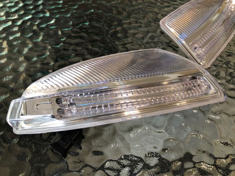 ไฟเลี้ยวกระจกข้าง Benz W204 Benz C200 C220CDi C250 C-Class รุ่นโฉมแรก ปี 2008-2011 และ W164 ML W639 Viano รูปที่ 3