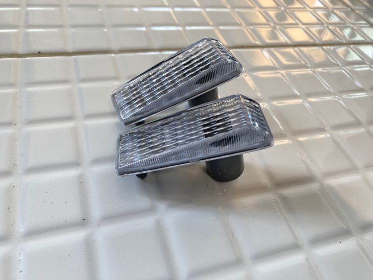 ไฟเลี้ยวแก้ม W202 W124 W140 W201 R129 C180 C200 C220 C240 E200 E220 E280 200E 230E 220E S280 S500 300SEL 190E SL280 300SL 500SL 300E 300ce รูปที่ 4