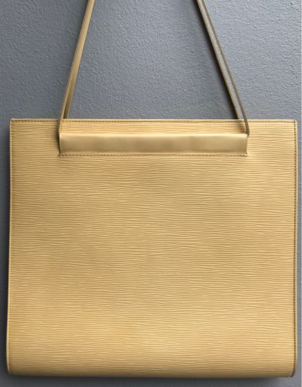 กระเป๋า LOUIS VUITTON Vanilla Epi Leather Saint Tropez Bag แท้ รูปที่ 4