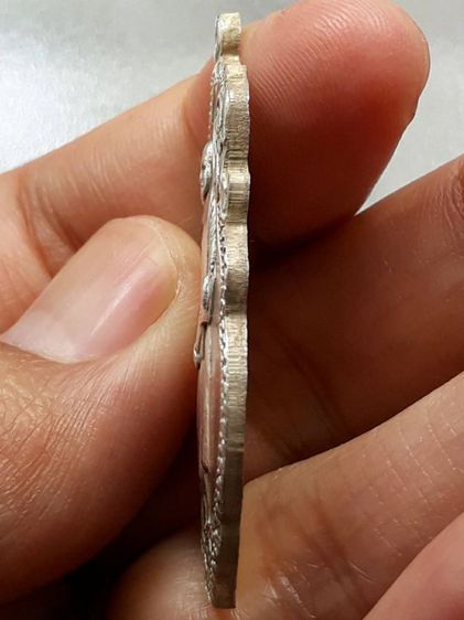 เหรียญพระอาจารย์วัน สกลนคร รูปที่ 3