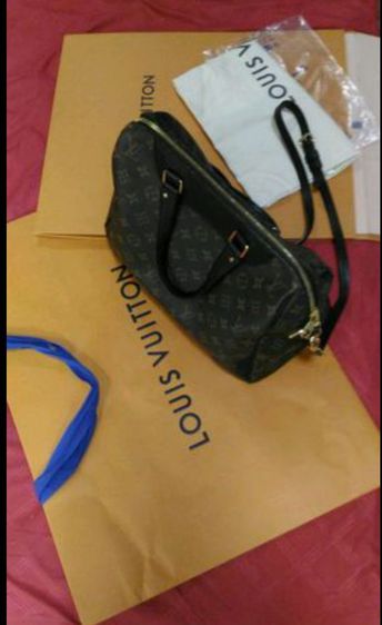 กระเป๋า Louis Vuitton Retiro รูปที่ 5