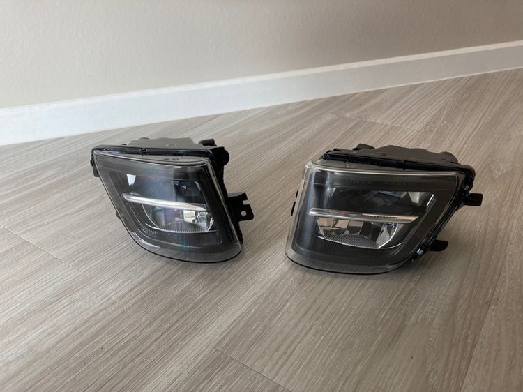 ไฟตัดหมอก Sportlight LED BMW F02 LCi พร้อมหลอด สำหรับ 730LD 730Li 740Li ใส่แทน F01 ได้ รูปที่ 2