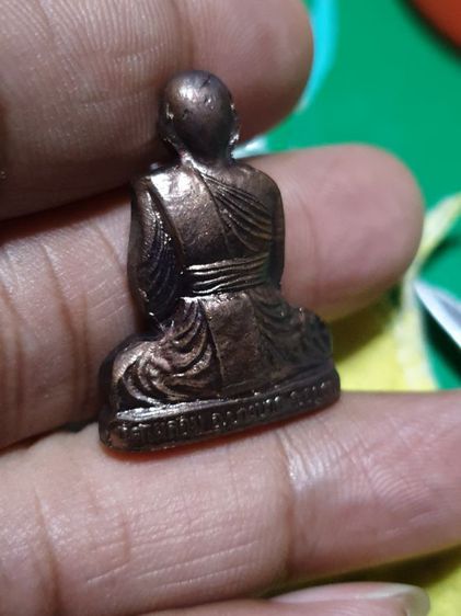 รูปหล่อปั๊มหลวงพ่อเอียด วัดไผ่ล้อม 6รอบปี 2544 สภาพสวย ไม่แพ้ใคร รูปที่ 13