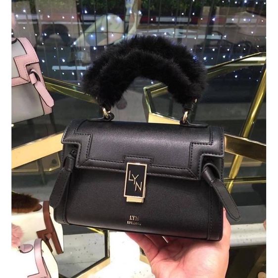 Lyn รุ่นจีจี้ ขนาด 8 นิ้ว ของแท้ งานoutlet รูปที่ 3