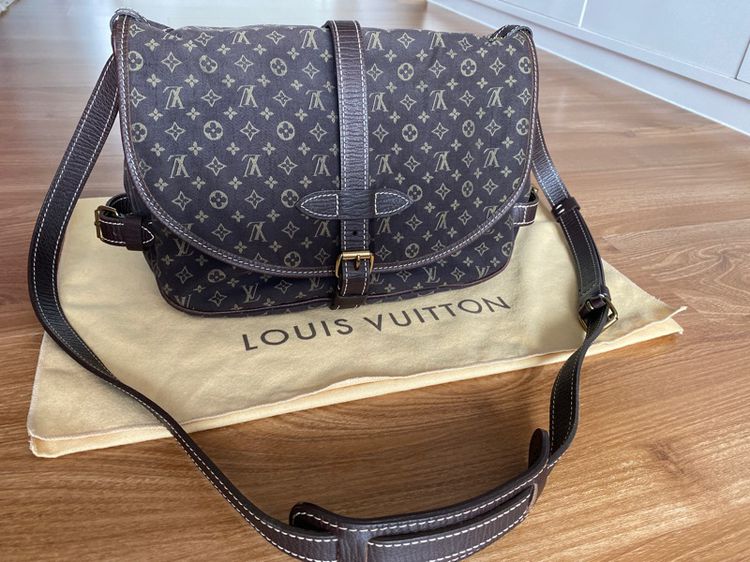 อื่นๆ ผ้า ไม่ระบุ ดำ Louis Vuitton Saumur Mini Monogram