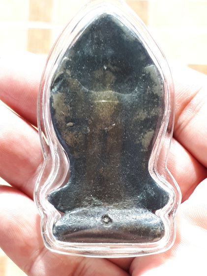 หล่อโบราณ ใบเสมา ยันต์อุ อายุมากกว่า 100 ปี เนื้อสำริด ดูง่าย เก่ามาก แท้ แปลกมาก หายาก พร้อมเลี่ยม ไม่รู้ที่ รูปที่ 4