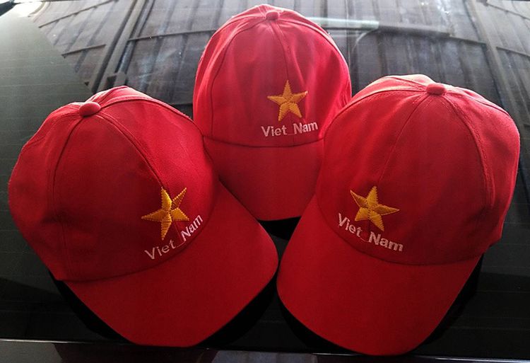 ฟรีค่าส่ง 4 ใบ หมวกดาวแดง-เหลือง จากประเทศเวียดนาม Vietnam caps  ของแท้นำเข้าจากประเทศเวียดนาม รูปที่ 2