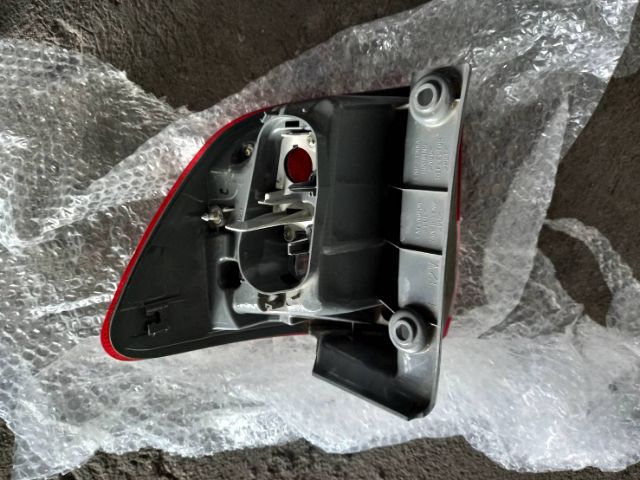 ไฟท้าย ฟอจูนเนอร์ รูปที่ 3