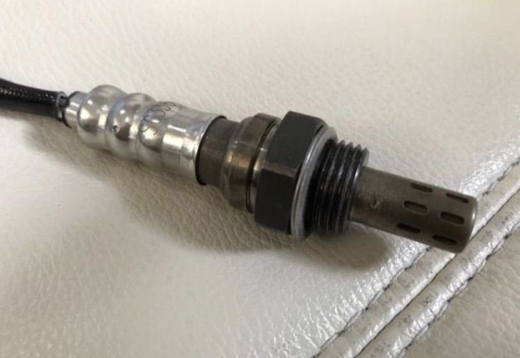 เซนเซอร์ท่อไอเสีย O2 Oxygen Sensor Honda NTK NGK Part AM-32232736 , 36531PNDA01 ตัวบน  รูปที่ 5