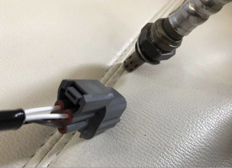 เซนเซอร์ท่อไอเสีย O2 Oxygen Sensor Honda NTK NGK Part AM-32232736 , 36531PNDA01 ตัวบน  รูปที่ 4