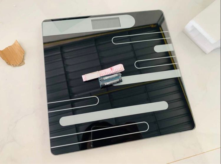 เครื่องชั่งน้ำหนักดิจิตอล MH669 แถมสายวัดรอบเอว รูปที่ 4