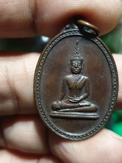 เหรียญพระประธานประจำอุโบสถ วัดมณีวนาราม จ.อุบลราชธานี ปี 2519

 รูปที่ 11