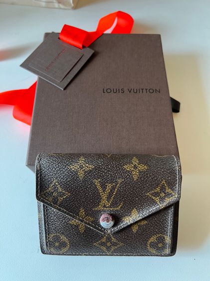 กระเป๋าสตางค์ Louis Vuittonของแท้ มือสอง สภาพพอใช้ รูปที่ 1