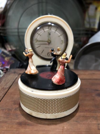 นาฬิกาปลุกไขลานเยอรมันเสียงดนตรีเก่า รูปที่ 2