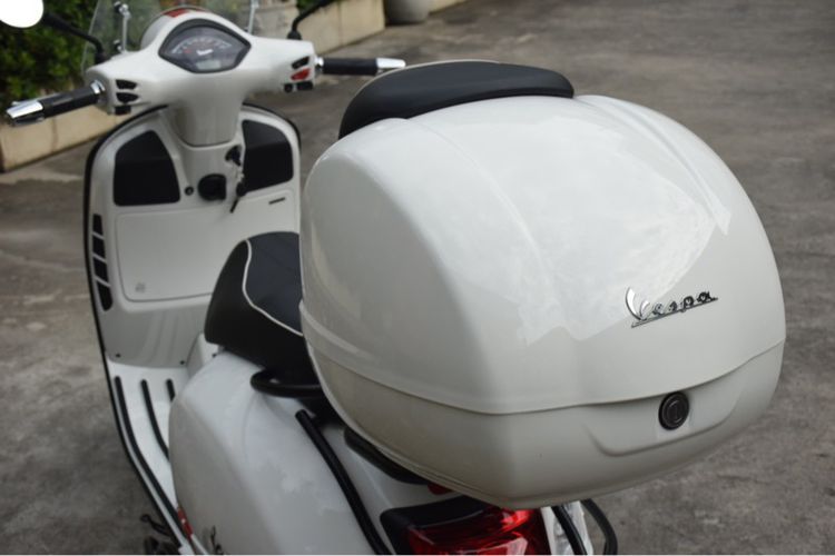 ( New ) Vespa GTS300 HPE Racing Sixties60 Limited Edition 2021 600km. รูปที่ 11