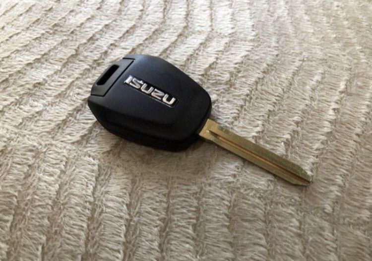 กรอบกุญแจ รีโมท ISUZU DMAX ALL New รูปที่ 2