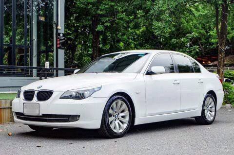 แผ่นกระจกข้าง BMW E60 รุ่น PreLCi และ LCi 520i 520D 525i 525ise 530i  ช่องลมกระจังหน้า E60 LCi รูปที่ 10