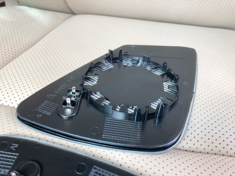 แผ่นกระจกข้าง BMW F10 F01 F02 กระตัดแสงเนื้อกระจกสีฟ้า มีระบบตัดแสงไฟฟ้า รูปที่ 7