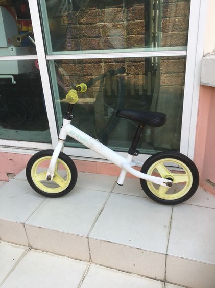 จักรยานทรงตัวเด็ก (Balance Bike) B-Twin รุ่น Run Ride สีขาวเหลือง ขนาด 10นิ้ว  รูปที่ 6