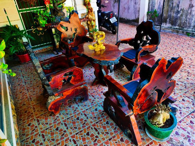 ชุดโต๊ะปุ่มไม้มะค่าแท้ชุดใหญ่ 5 ชิ้นเก่าโบราณ 100 ปีชลบุรี รูปที่ 6