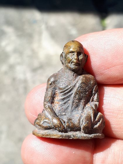 รูปหล่อโบราณ หลวงพ่อวิเชียรโมลี วัดบรมธาตุ กำแพงเพชร ปี 2484 รุ่นแรก เนื้อทองผสม ผิวเดิม สภาพสวย หายากสุดๆ พระวิเชียรโมลี (หลวงพ่อปลั่ง) อดี รูปที่ 6