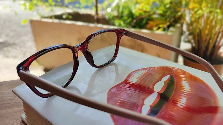 Calvin Klein CK5958 607 made in Italy Designer Eyeglasses 52-17-135mm Wine Color FRAME กรอบแว่นของแท้มือสอง ทรงสวยๆ เลนส์ติดค่าสายตาจากเข้าข รูปที่ 3