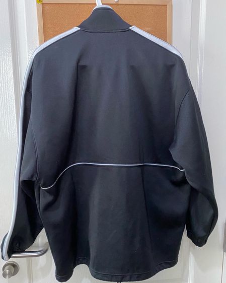 เสื้อวอร์มสีดำ Asics vintage  รูปที่ 2