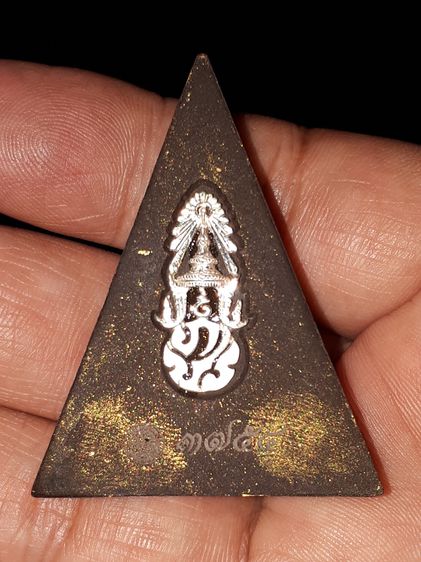 พระพุทธชินราช หลังภปร.เนื้อเงิน มีโค๊ต หมายเลข ๓๗๕๔ ปี 2548 เนื้อผง ผสมผงจิตรลดาและเส้นพระเจ้าในหลว พระสวย สมบูรณ์ แท้ หายาก พิธีใหญ่มากๆ พร รูปที่ 7