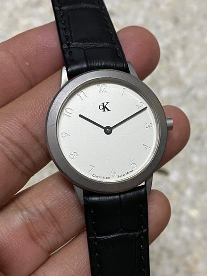 นาฬิกายี่ห้อ Calvin Klein (CK) สวิสเมด  ของแท้มือสอง เรือนบางสายเปลี่ยนใหม่ 1500฿ รูปที่ 1