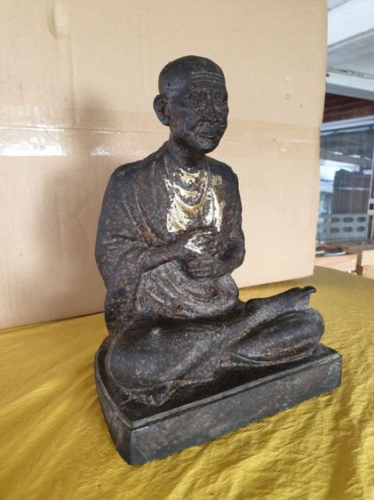 พระบูชาสมเด็จพุฒาจารย์โต เนื้อเรซินผสมข้าวสารหิน  เก่าหายาก มีจารใต้ฐาน  ไม่ทราบวัด รูปที่ 18