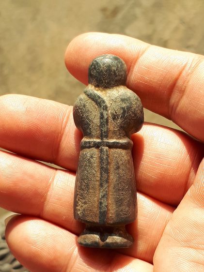 พระปิดตา จารมือทั้งองค์ หลวงปู่เทพโลกอุดร พิมพ์ยืน เนื้อตะกั่ว ขนาดพระ 1.5 x 5.5 ซม. จารเก่า คมลึก ด้วยลายมือสวยมาก ตะกั่วสีจืดแล้ว มีน้ำหนั รูปที่ 13