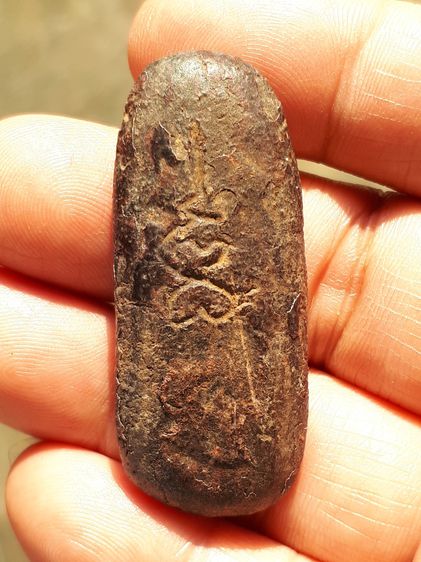 พระลีลาไขว้ เนื้อดิน หลังยันต์ หลวงปู่เพิ่ม วัดกลางบางแก้ว นครปฐม เนื้อดินแห้ง เหี่ยว ผิวมัน เดิมๆ พระสภาพสวย สมบูรณ์ เก่า แท้ แปลก หายาก รูปที่ 3