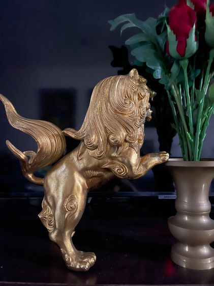 สิงห์ทองเหลือง ชุบทอง เกาะแจกัน งานเก่า  รูปที่ 2