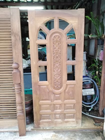 เสาและลูกกรงบันใดไม้มะค่า และมัานั่งกลึงกลมไม้มะค่า รูปที่ 14