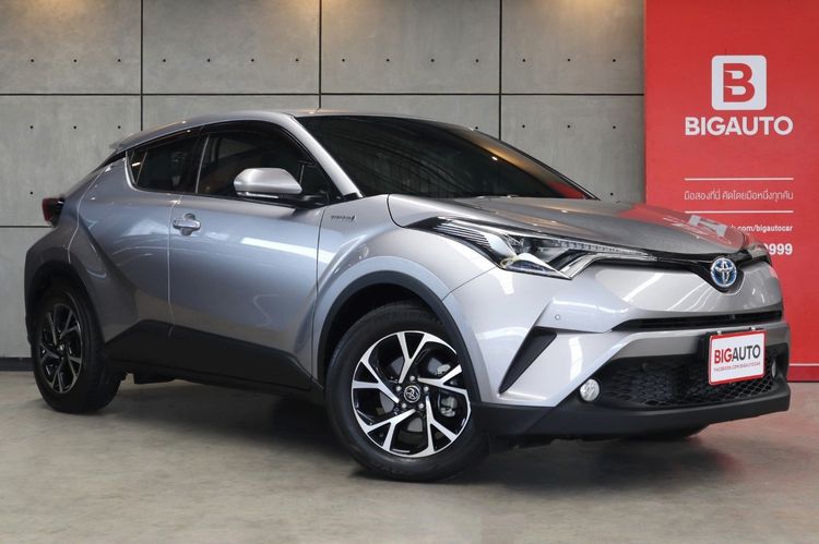 Toyota C-HR 2019 1.8 HV Mid Utility-car ไฮบริด เกียร์อัตโนมัติ บรอนซ์เงิน