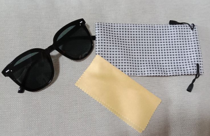 ขายแว่นตากันแดดกันฝุ่นกันลมแฟชั่น พร้อมถุงผ้าและผ้าเช็ดแว่น  มือหนึ่ง  รูปที่ 10