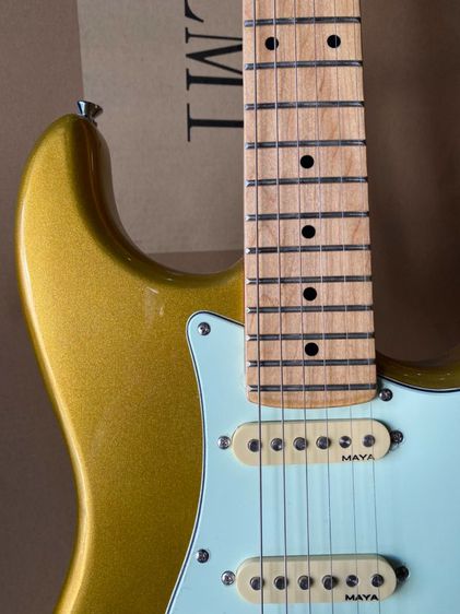 Maya MST-50 สี Sunburst สี Metalic Gold กีตาร์ไฟฟ้าทรง Strat Electic Guitar รูปที่ 12