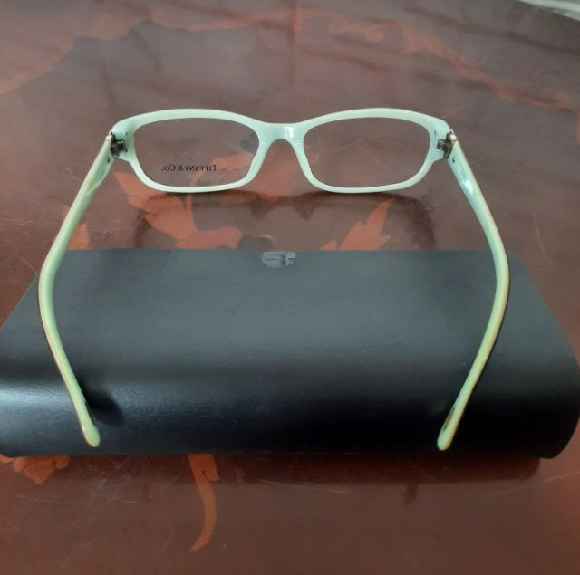 ขอขายกรอบแว่นตาของท่านหญิงของยี่ห้อ Tiffany and Co.รุ่น TF2065 made in Italy ของแท้100เปอร์เซ็นต์ขนาดแว่นตา 54-17-135mm รูปที่ 10