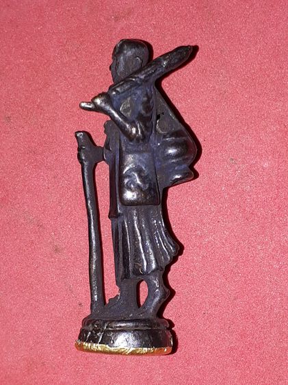 รูปหล่อพระสิวลี ก้นทองคำ ตอกโค็ดศาลา หลวงปู่ทิม ระยอง วัดละหารไร่ เนื้อโลหะ สูงประมาณ 3.8 ซม. สภาพสวยสมบูรณ์ เก่า แท้ แปลก หายาก รูปที่ 4