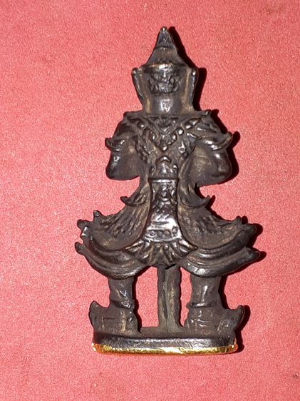 ท้าวเวสสุวรรณ ฐานทองคำ ตอกโค็ดศาลา 3 โค็ด หลวงปู่ทิม วัดละหารไร่ จังหวัดระยอง สภาพสวยสมบูรณ์ เก่า แท้ แปลก หายาก รูปที่ 2