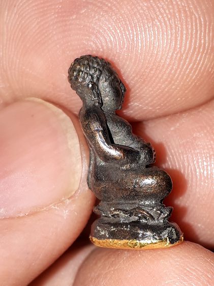 พระสังกัจจายน์ เนื้อโลหะ ก้นทองคำ ตอกโค็ดศาลา หลวงปู่ทิม ระยอง วัดละหารไร่ สภาพสวยสมบูรณ์ เก่า แท้ แปลก หายาก รูปที่ 5