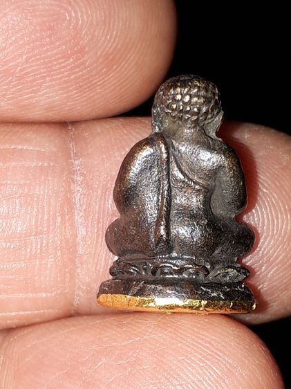 พระสังกัจจายน์ เนื้อโลหะ ก้นทองคำ ตอกโค็ดศาลา หลวงปู่ทิม ระยอง วัดละหารไร่ สภาพสวยสมบูรณ์ เก่า แท้ แปลก หายาก รูปที่ 4