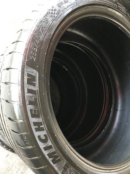 ยาง255 40 19 MICHELIN PILOT SPORT 4S ปี20 รูปที่ 7